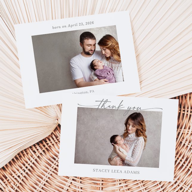 Dämpad grå minimalistisk babyfoto tackkort inbjudningar (Skapare uppladdad)