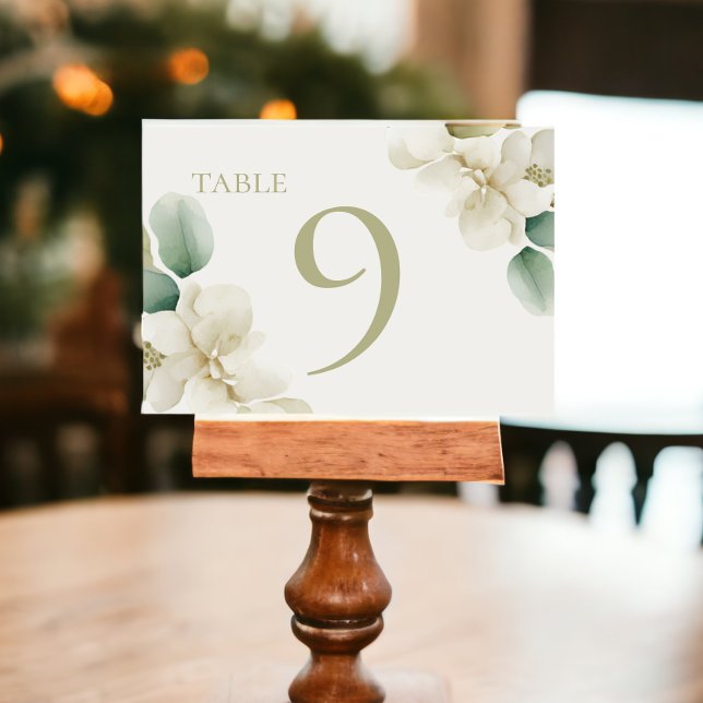 Dämpad grön lövbröllop bordsnummer (Muted Green Foliage Wedding Table Number. Easy to personalize table cards from Ricaso)