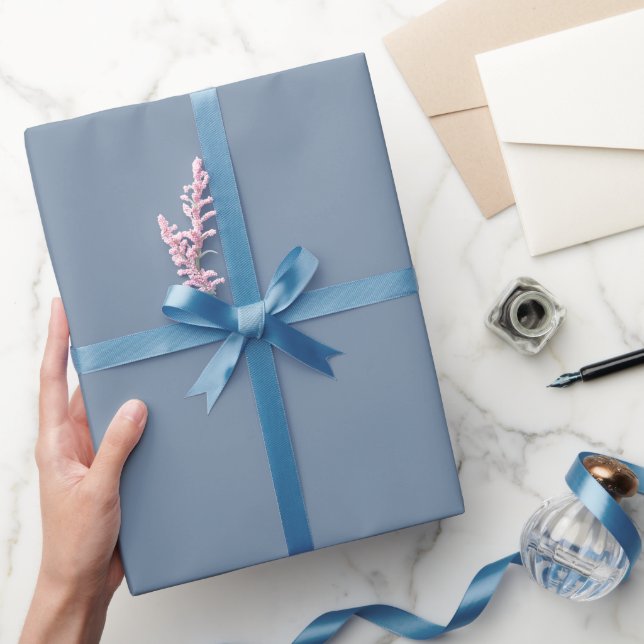 Dämpad skifferblågrå vårmodet trendfärg presentpapper (Gifting)