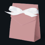 Damros Presentaskar<br><div class="desc">En mjuk och romantisk samling av damrosa dekorationer, festartiklar och livsstilstillbehör. Denna dämpade rosa nyans är perfekt för bröllop, baby shower, brudfester eller helt enkelt för att tillföra en varm, vintage-inspirerad touch till ditt utrymme. Med anpassningsbara föremål som presentaskar, servetter, kuddar och brevpapper – alla designade i en tidlös, elegant...</div>