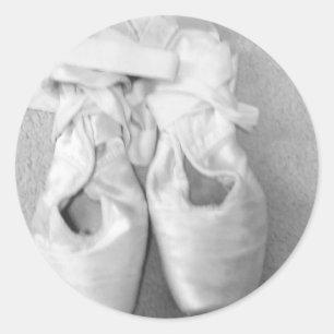 Dance En Pointe Sticker Runt Klistermärke