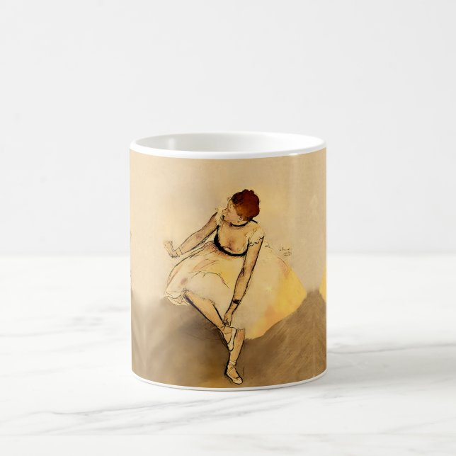 Dancer Justera hennes slipper, Degas Art Kaffemugg (Center)