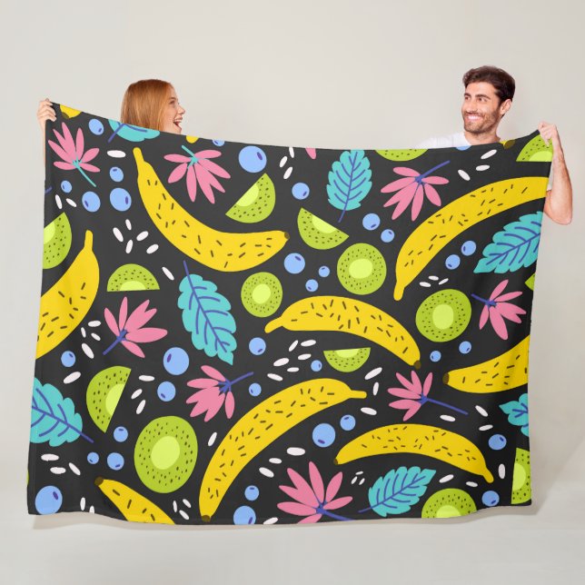 Dancing Fruit 60 x 80 Fleece Blanket (På plats)