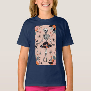 Dancing Halloween Skeleton in a Blommigt Skirt T Shirt