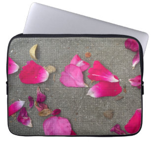Dancing Petals IV Laptop Fodral