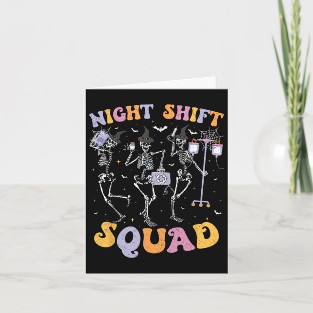 Dancing Skeleton Nurse Night Squad Shift Halloween Kort (Framsida)