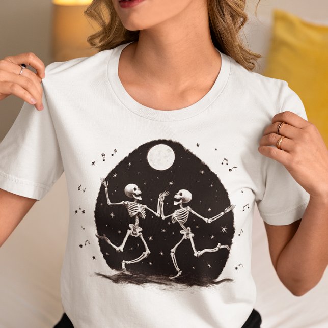 Dancing Skeletons Halloween T Shirt (Skapare uppladdad)