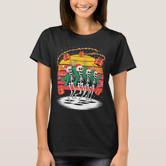 Dancing Skeletons With Santa Hats Christmas Lights T Shirt (Framsida)