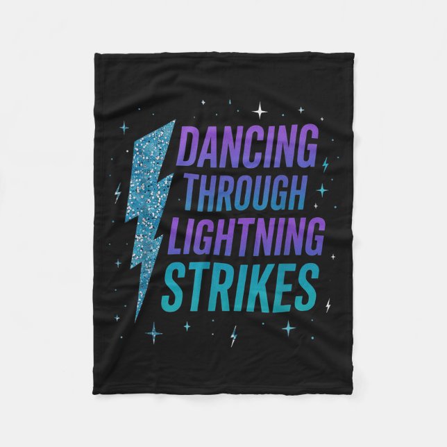 Dancing Through The Lightning Strike Dancer Motiva Fleecefilt (Framsidan)