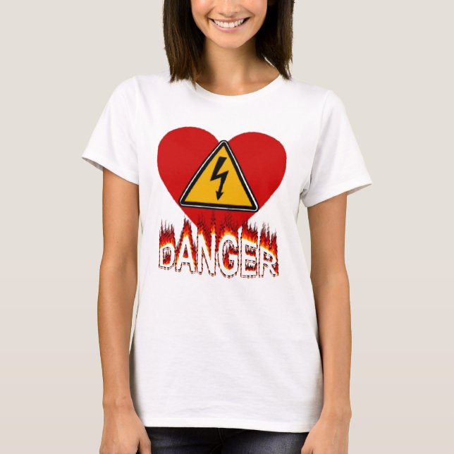 Danger Heart T-Shirt (Framsida)