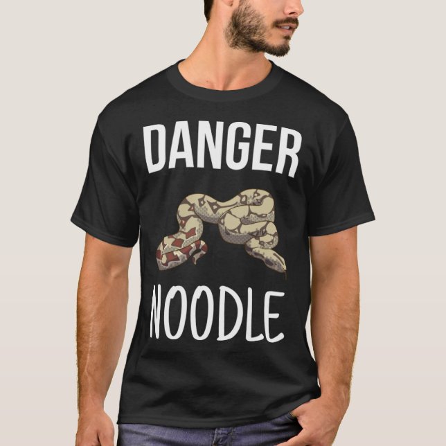 Danger Noodle  Herpetologist Ophidian Snake T Shirt (Framsida)
