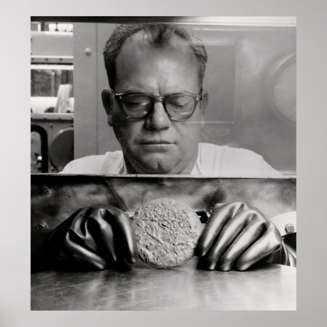 DANGERÖS PLUTONIUMKNAPP POSTER (Framsidan)