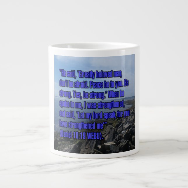 Daniel 10:19 WEBU Mug Jumbo Mugg (Framsidan)