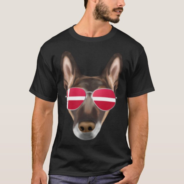 Danish Flag Belgian Malinoi Dog Denmark Pocket T Shirt (Framsida)