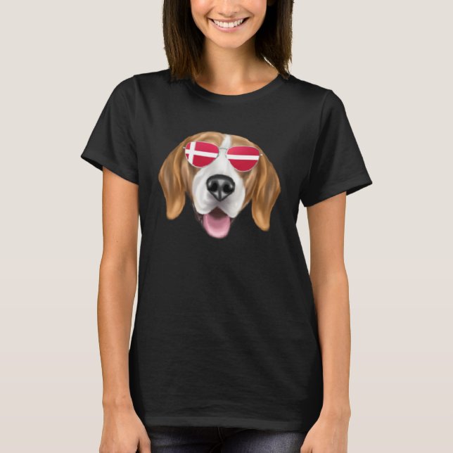 Danish Flag Harrier Dog Denmark Pocket T Shirt (Framsida)