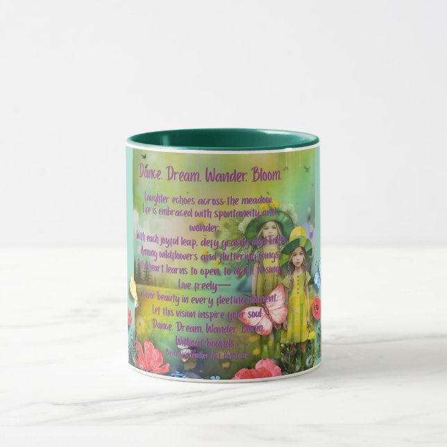  Dansa. Dröm. Vandra. Blomma. — Inspirerande Rygg Mugg (Center)