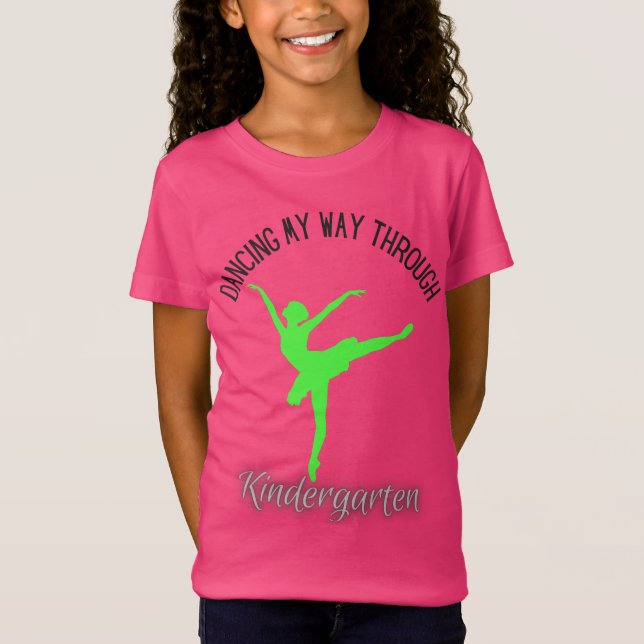 Dansa mig genom Kindergarten Lime Black T Shirt (Framsida)