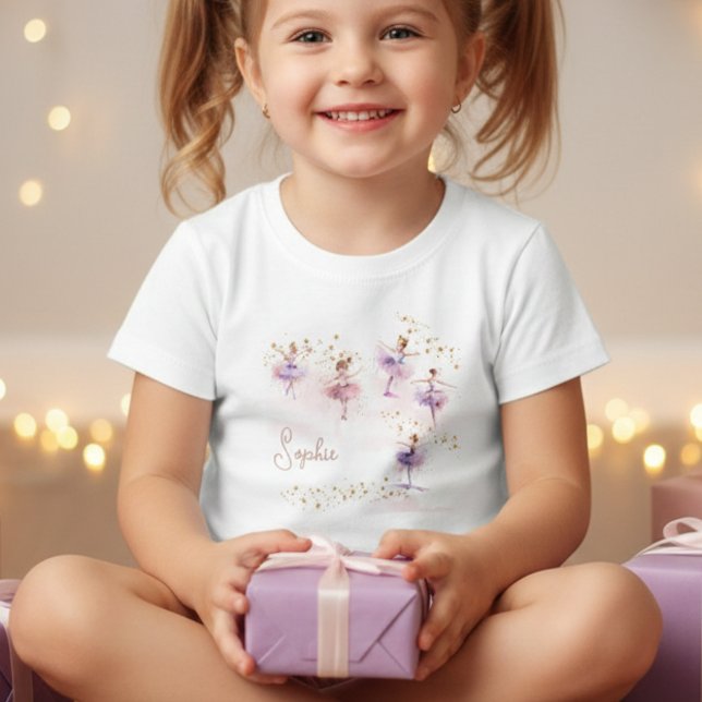 Dansa och snurra balettdansös t shirt (Skapare uppladdad)