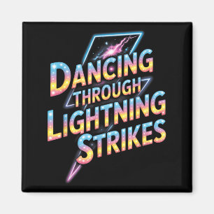 Dansar genom blixtnedslag Dansare Motiva Magnet