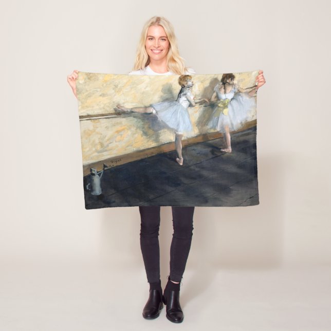 Dansar som är verksamma vid barren, Edgar Degas Fleecefilt (På plats)
