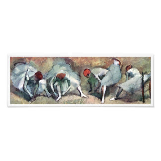 Dansare som knyter sina skor av Edgar Degas Fototryck