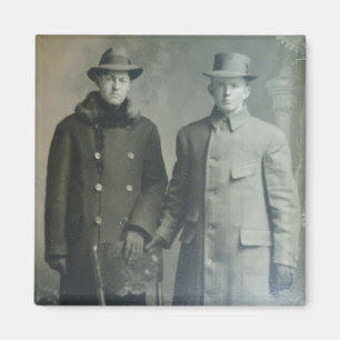 Dapperbrotrar i överstrykningar av RPPC B&W-fotobi Magnet