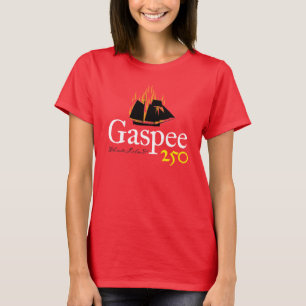 DAR Gaspee250 Rustic Logotyp på Red T Shirt
