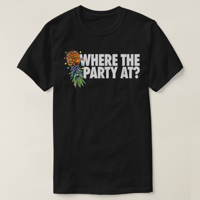 Där julen Party ligger uppifrån och ned på ananas T Shirt (Design framsida)