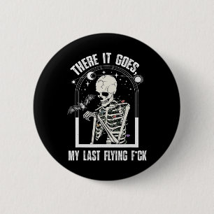 Där kommer min sista flugregande Halloween Skele. Knapp
