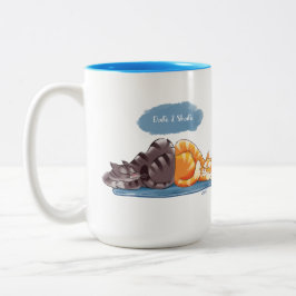 DARE 2 CATS av Jeff Willis Art Två-Tonad Mugg