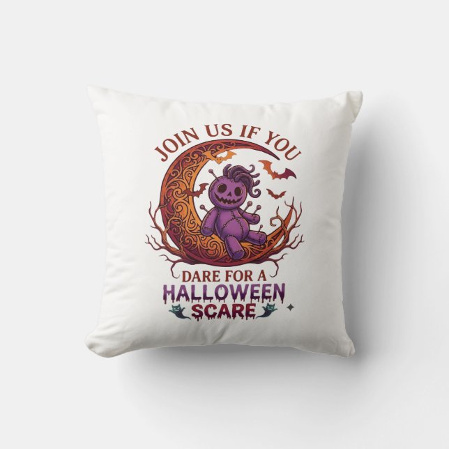 Dare Halloween Skrämmande Lila Voodoo Docka Halvmå Kudde (Framsida)