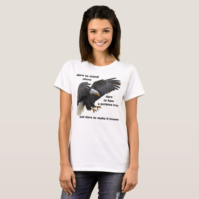 Dare to stand Ensam, American Örn Edition Tee (Hel framsida)