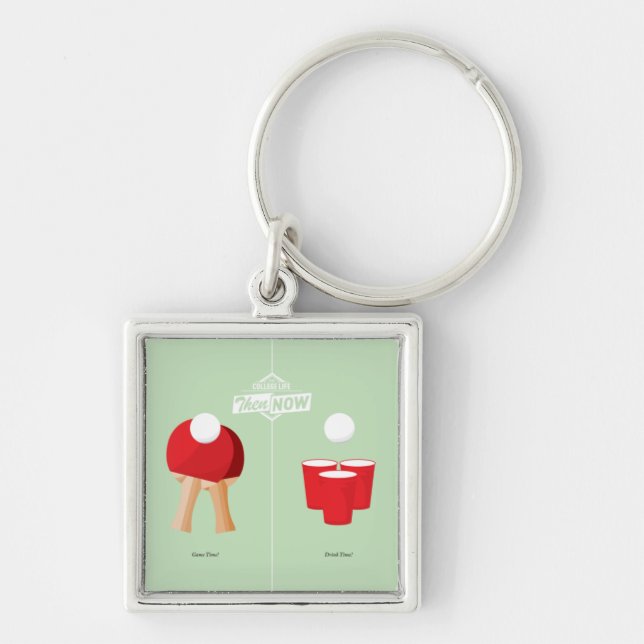 Därefter och nu: Ping Pong Fyrkantig Silverfärgad Nyckelring (Framsidan)