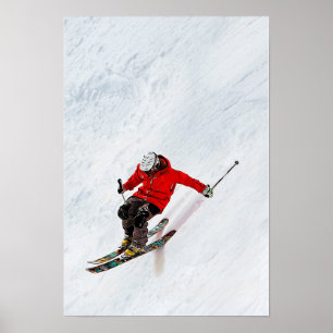 Daring Skier som flyger nedför en brant lutning Poster
