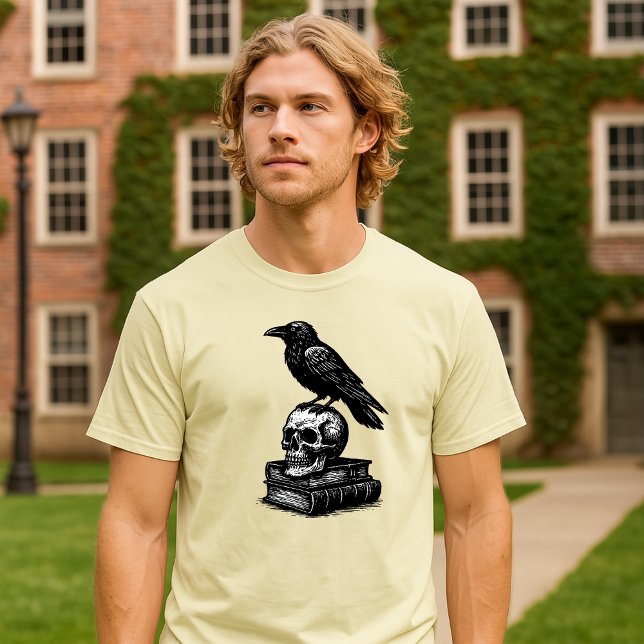 Dark Academia Raven & Skull on Ancient Tome Books T Shirt (Skapare uppladdad)