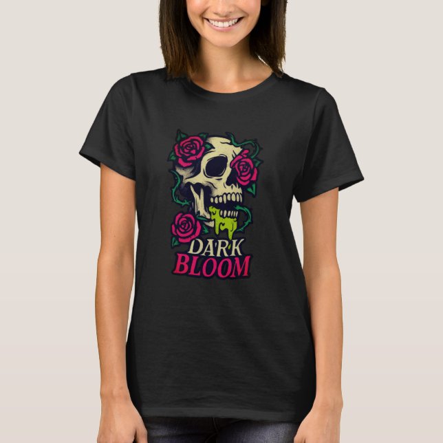 Dark Bloom Gothic Skull Graphic T-Shirt - Edgy Flo (Framsida)