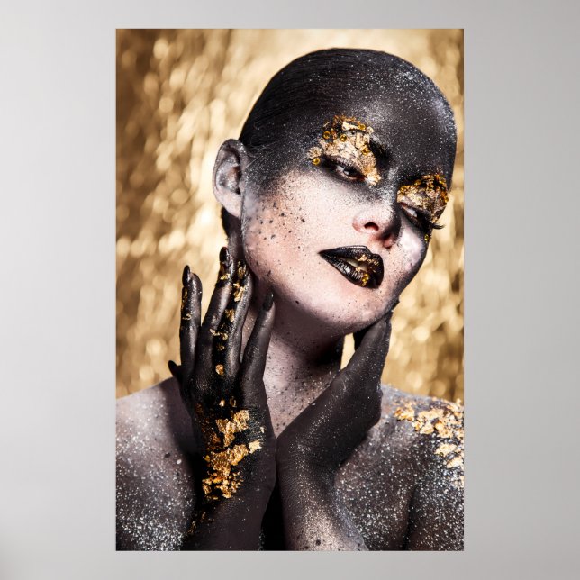 Dark Golden Beauty Body Paint Glamorous Art Poster (Framsidan)