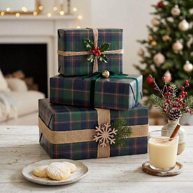 Dark Navy Blue Red Green Plaid Wrapping Paper Presentpapper (Skapare uppladdad)