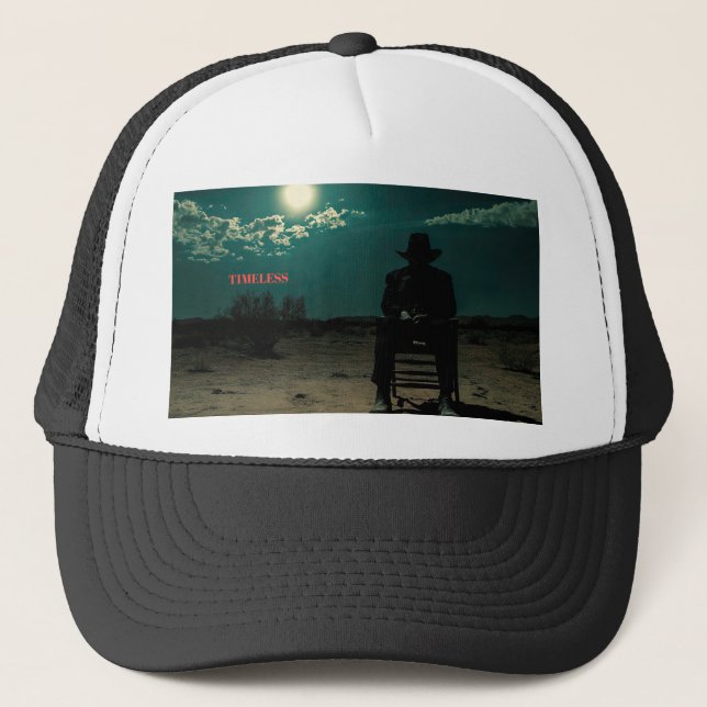 Dark Outlaw Sitting in the Desert Keps (Framsida)