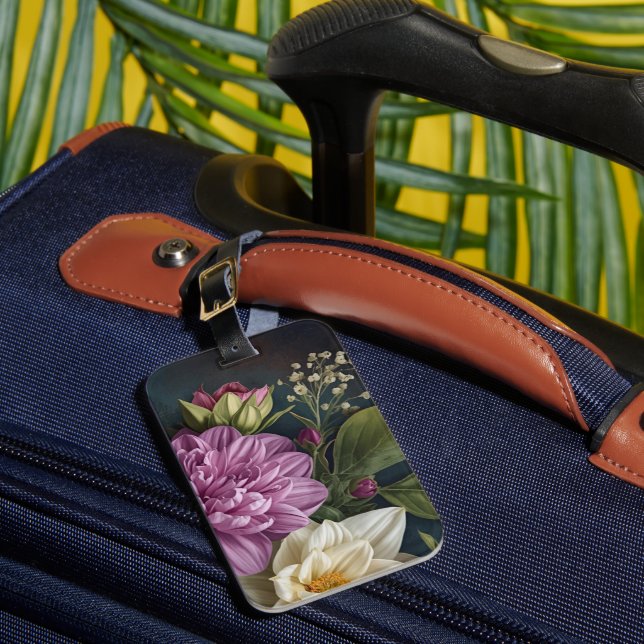 Dark Vintage Flowers Bagagebricka (Framsida Insitu 1)