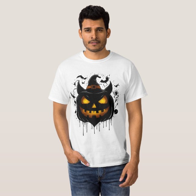 Dark Witch Pumpkin with Glowing Eyes T Shirt (Hel framsida)