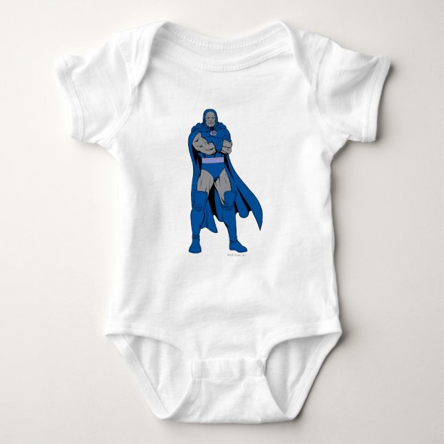 Darkseid Arm korsad Tee (Framsida)