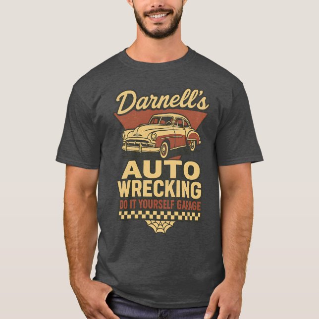 Darnell's Auto Wrecking T Shirt (Framsida)