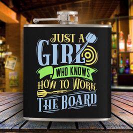 Dart Queen Vinyl Wrapped Flask 6 oz. Fickplunta