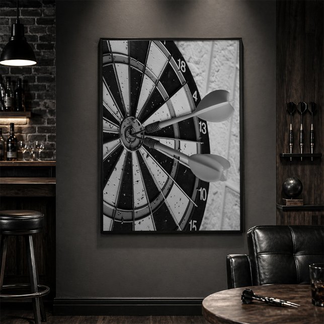 Dartboard Close Up with Darts Hitting Bullseye Poster (Skapare uppladdad)
