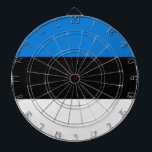 Dartboard med Flagga av Estland Darttavla<br><div class="desc">Lägg till en roligt och patriotisk twist i ditt spelrum med den här pulserande ritytan som innehåller Estlands flagga! Denna unika designade ritbord blandar ihop fritiden med det nationella pridet och visar den estniska flagga feta, svarta och vita på ett sätt som förvandlar varje spel till en firande av kulturarvet....</div>