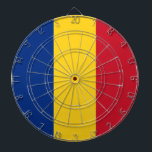 Dartboard med Flagga av Rumänien Piltavla<br><div class="desc">Lägg till ett litet rumänskt pride i ditt spelrum med vår exklusiv ritbord med flagga Rumänien! Den här ritytan är utformad med stor noggrannhet och är mer än bara ett speltillbehör, det är firande i Rumäniens kulturarv och kulturella pride. Den sjudande designen visningar den ikoniska rumänska flagga och skapar den...</div>