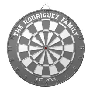 Dartboard med mörka grått och vit familj darttavla