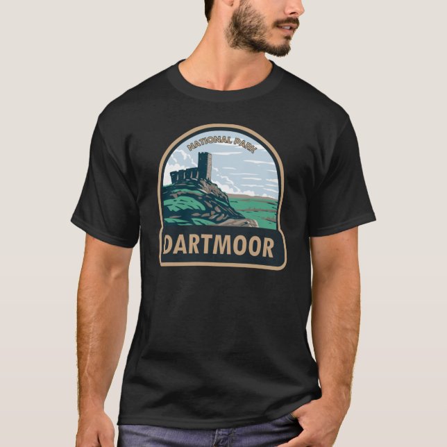 Dartmoor National Park Castle Ruins England T Shirt (Framsida)