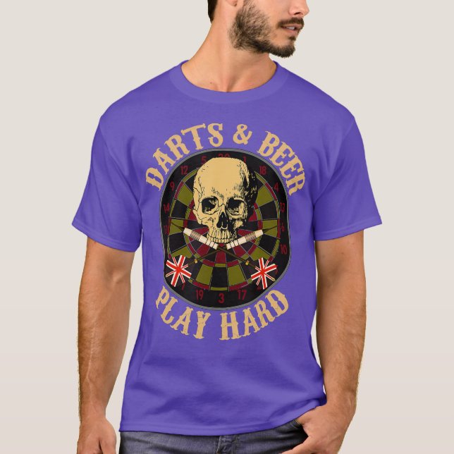 Darts Beer Play Hard Dart Players Pub Games T Shirt (Framsida)